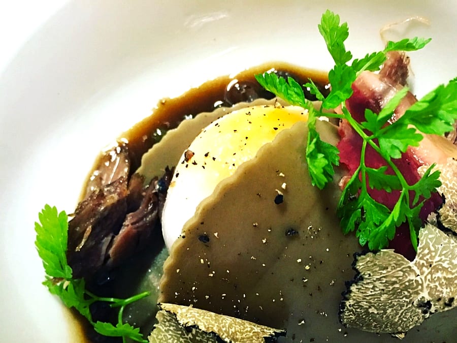 Caramelised lemon tart with almonds and blueberry coulis by Algarve private chef